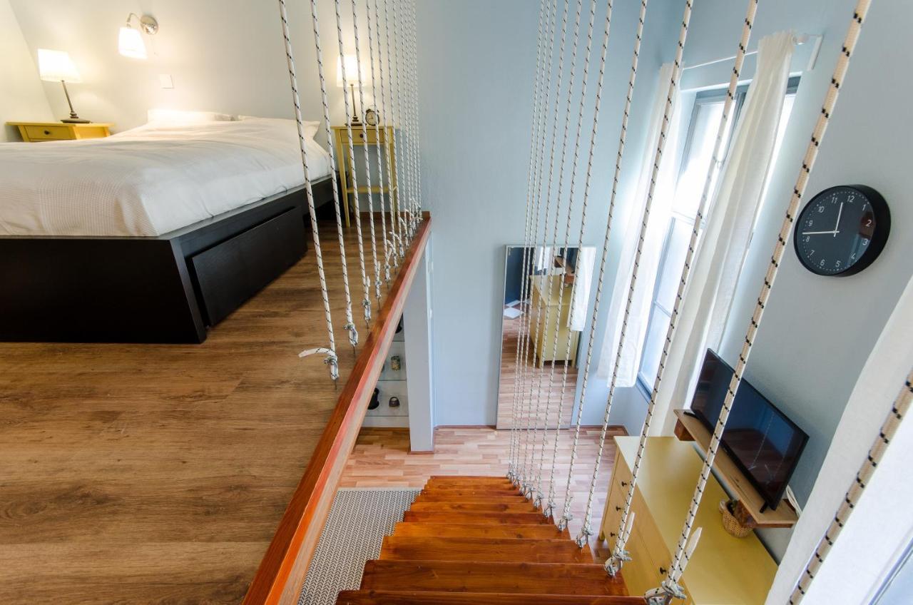 Paulay'S Studio Apartment In The City Center. Βουδαπέστη Εξωτερικό φωτογραφία
